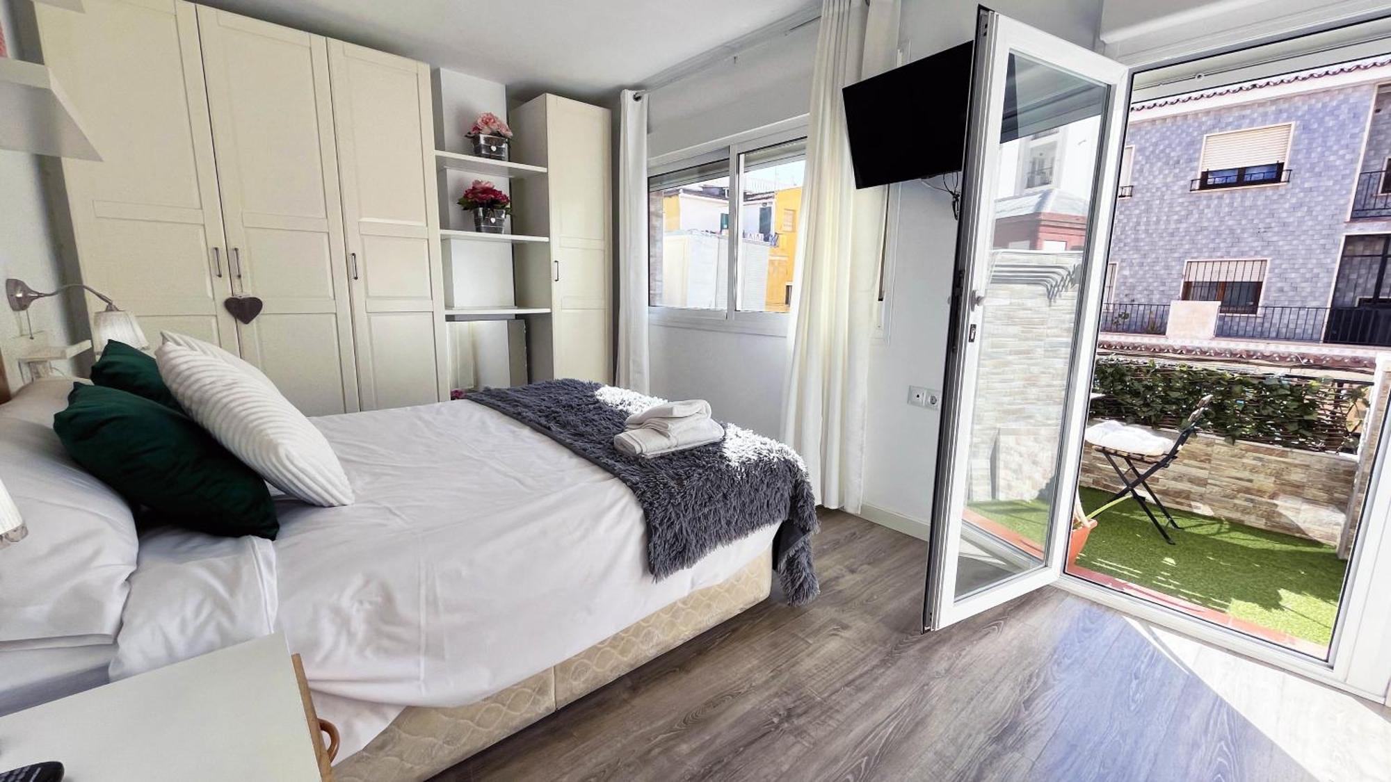 A 5 Minutos De La Playa Con Terraza En Malaga Apartment Ngoại thất bức ảnh